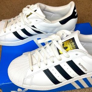 Superstar adidas sz 9 blk/white